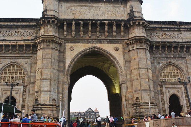 Mumbai Tours for Cruise Travellers (Private & Group Options) - Hanging Gardens and Sassoon Dock: quick stops with route logic
