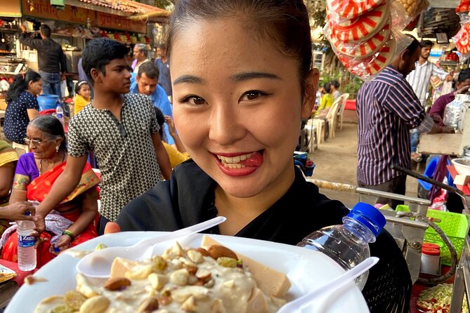 Private 4-Hour Tour of Mumbai’s Tastiest Local Foods - Chowpatty Beach: your first bites with sunset atmosphere