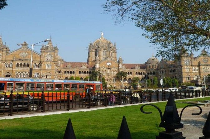 Private 8 Hours Mumbai City Sightseeing and Dharavi Slum Tour - Mani Bhavan Gandhi Museum: A Solid Break in the Middle