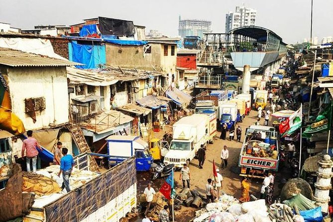 Private Combo Tours Sightseeing + Dharavi Slum + Dhobi Ghat & Dabbawalas - Churchgate Railway Station and the Dabbawallas’ Lunchbox System