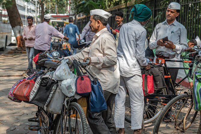 Private Dharavi Slum, Dabbawala & Dhobi Ghat tour with Transport - Churchgate Railway Station and the dabbawala lunch system