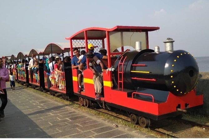 Private Elephanta Caves & Mumbai Sightseeing Tour with AC Car - How Pacing and Guides Shape the Day