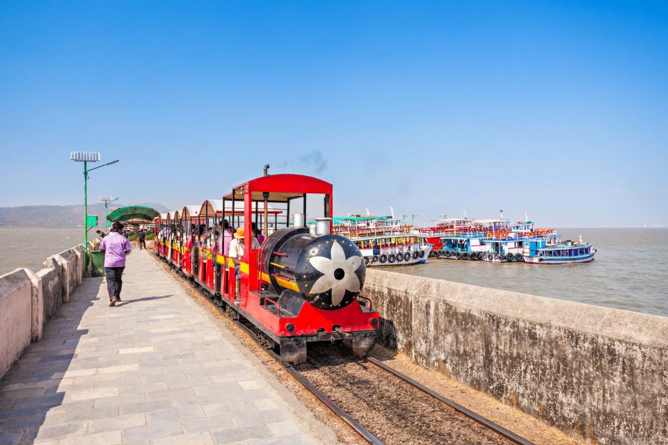 Private Elephanta Caves: Private Half-Day Tour from Mumbai - Ferry First: Getting from Mumbai to Elephanta Island Without Stress