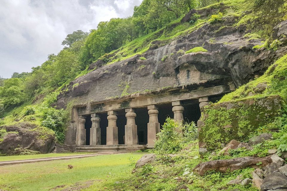 Private Elephanta Caves: Private Half-Day Tour from Mumbai - Trimurti and the side shrines: what to hunt for with your eyes