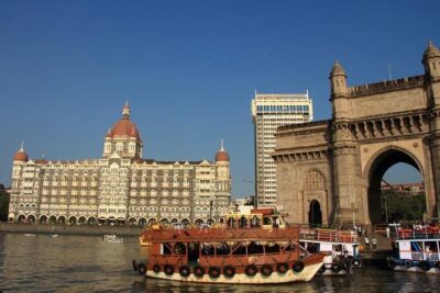 Private Full-Day Mumbai City Tour with Elephanta Caves Excursion - Elephanta Caves by Ferry and Toy Train: What You Should Expect