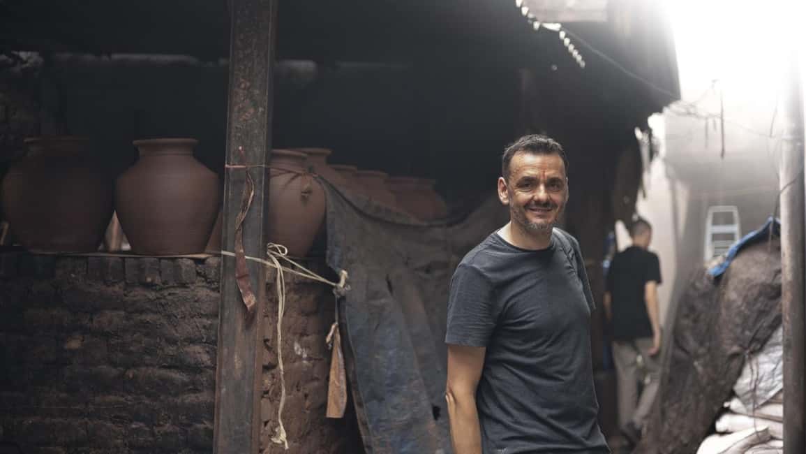 Private Full-Day Mumbai Sightseeing & Dharavi Slum Tour - Dharavi: the 2-hour walk that asks for respect and attention