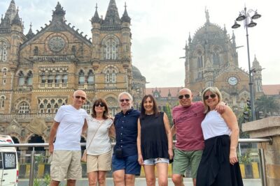 Private Full-Day Mumbai Sightseeing Tour with Dharavi Slums - Getting around: the private car is the win (and the traffic is the test)