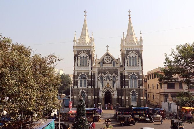 Private Guided Walking Tour in Bandra Queen of Suburbs - Key things to know before you go