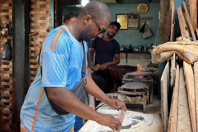 Private Guided Walking Tour in Dharavi Slums - Kumbharwada Potter Settlement: When Craft Runs on Routine