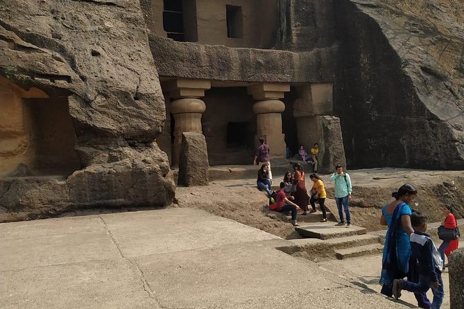 Private Kanheri- Buddhist Cave Tour - The park approach: a green buffer before the rock history