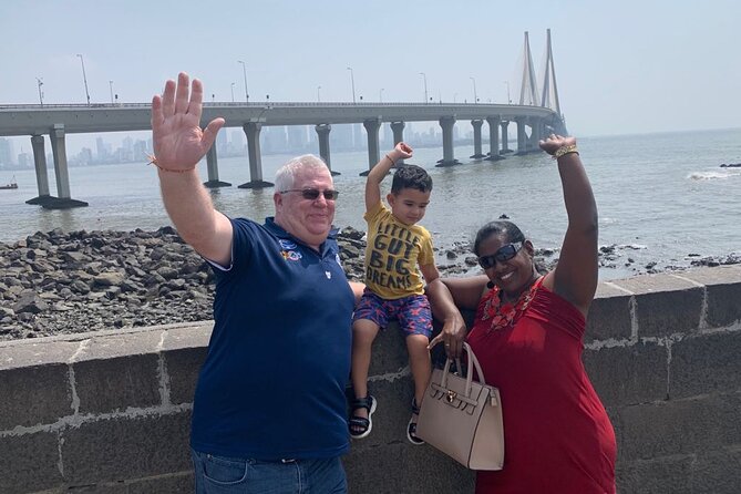Private Mumbai City Tour and Bollywood Tour Combo with Transport - Getting your bearings fast: the city route, stop by stop