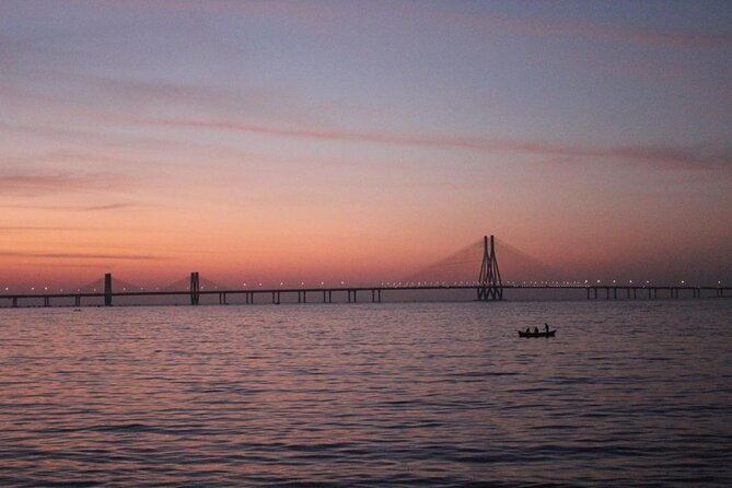Private Mumbai City Tour and Bollywood Tours With Meal - Private Mumbai, public-free: how the 7 hours are paced