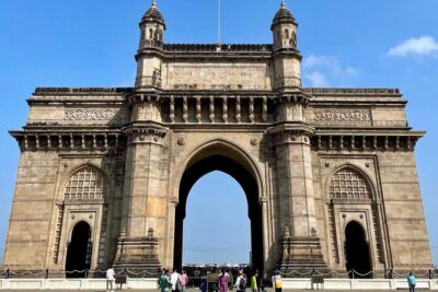 Private Mumbai City Tour with Guide and Transport - Oval Maidan and Crawford Market: Cricket Grounds and South Mumbai Markets