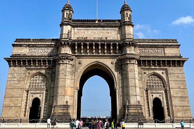 Private Mumbai City Tour with Guide and Transport - Oval Maidan and Crawford Market: Cricket Grounds and South Mumbai Markets