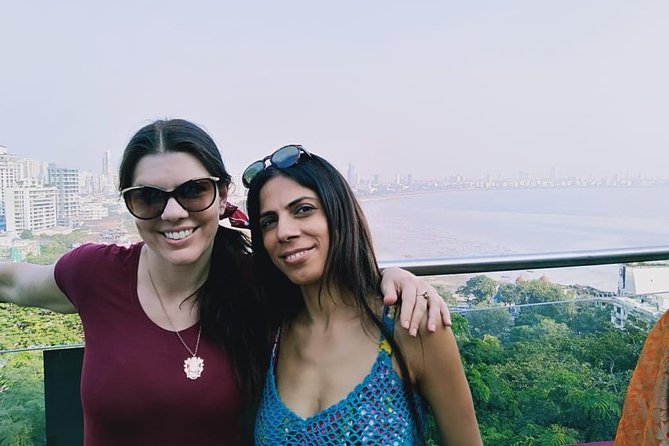 PRIVATE Mumbai Full Day Tour in Premium Car/Bus/Moped with GUIDE - University of Mumbai Library and the Big Ben Look