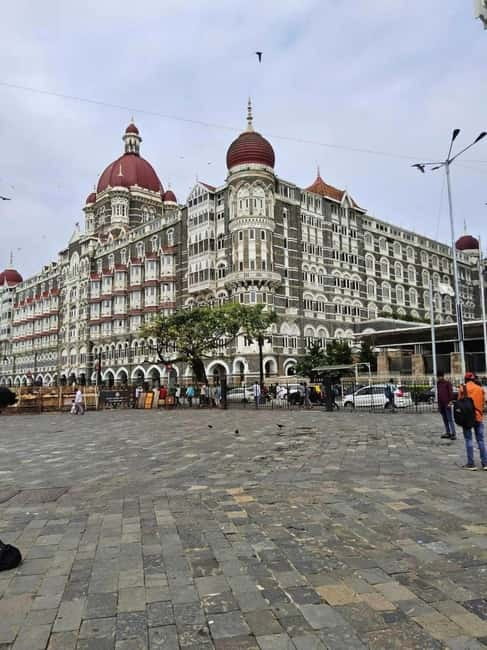 Private Mumbai Sightseeing Tour - Tower of Silence and Temples: Spiritual Mumbai Between the Major Sights