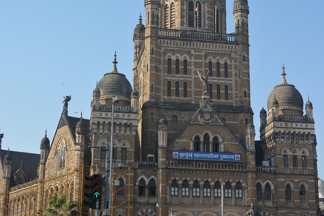 Private Mumbai Sightseeing Tour (Traveller's Choice Award Winner) - Marine Drive’s long views: two photo stops that help