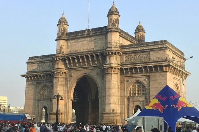 Private Mumbai Sightseeing Tour with Pickup, Car & Guide - Jain Temple: where the details matter