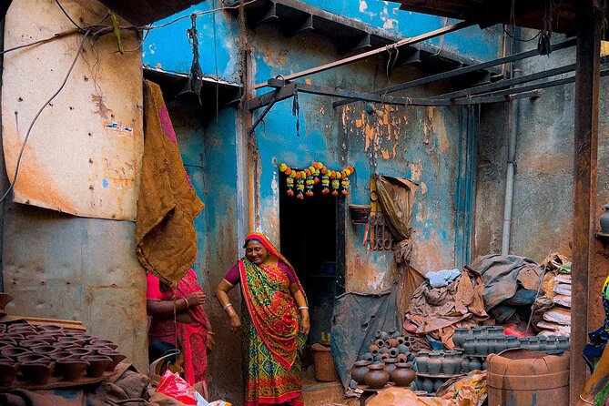 Private Tour in Mumbai Slum with Sightseeing - Dhobi Ghat: Mumbai’s Outdoor Laundry That Actually Runs