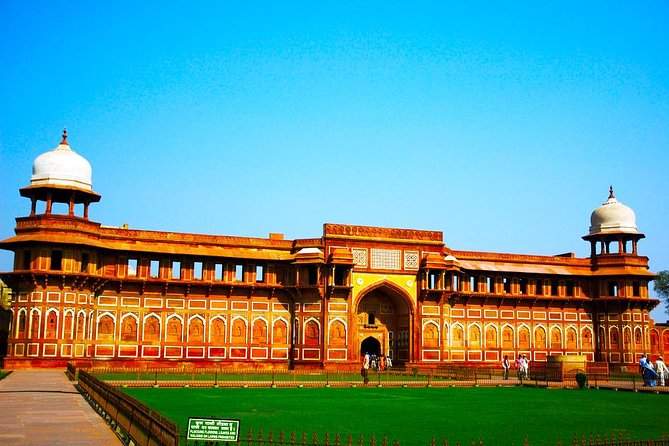 Same Day Taj Mahal and Agra Tour from Mumbai with Return Flights - Entering the Taj Mahal around 9:00 AM with a private guide