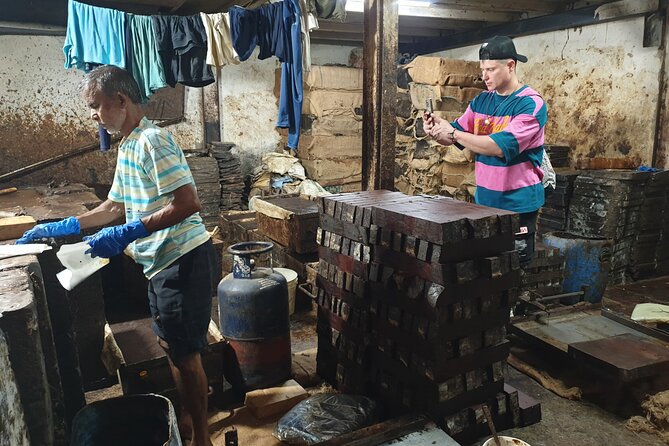Small Group Tour of Dharavi Slum - Entering Dharavi on foot: density, daily life, and what you’ll notice first