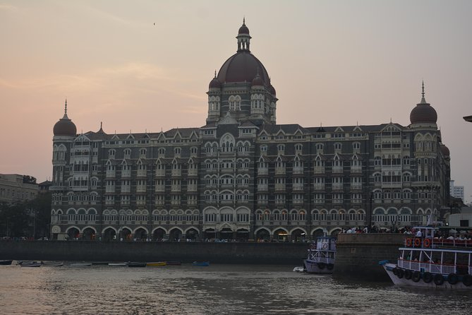 Two Days Mumbai Tour Package : City + Slum + Elephanta + Market - Sightseeing + Church/Temple Stops in One Stream: How the Route Keeps Moving