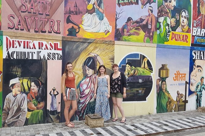 Unveiling Bollywood: Grand Tour of Iconic Real Sets & Their Story - Why a Bollywood studio tour is more than a photo stop